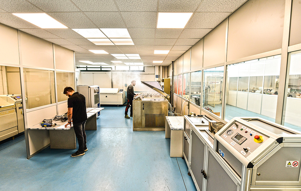 Laboratorio MotivexLab con Nebbia Salina