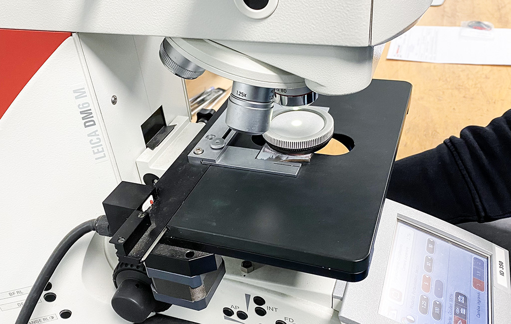 Filtro al microscopio ottico