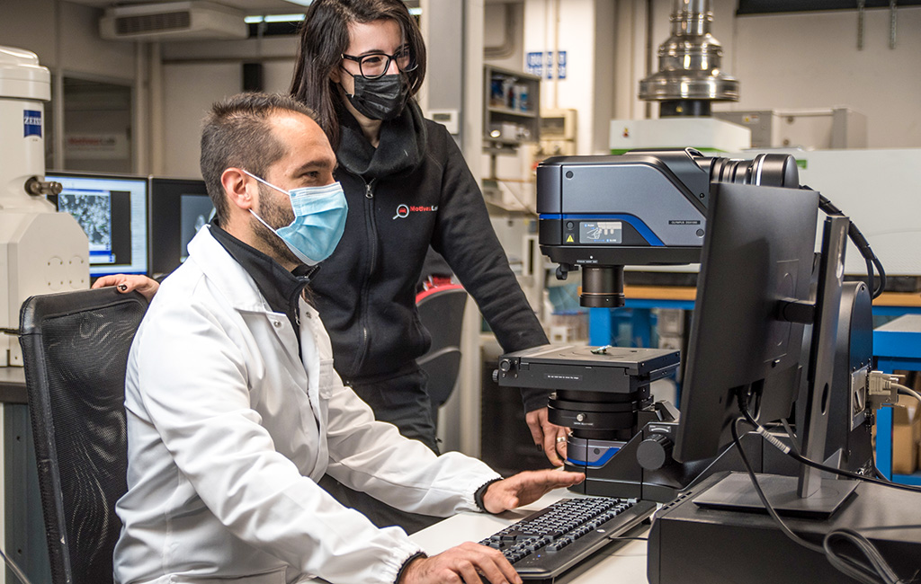 Microscopio elettronico per le Prove di Pulizia