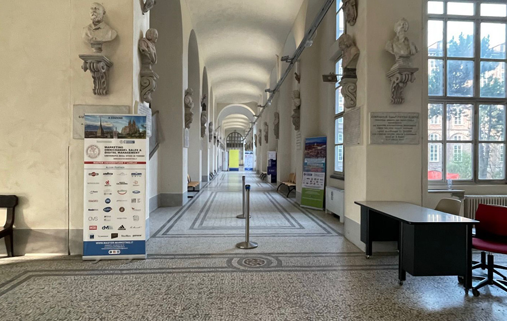 Interno facoltà SME (Scuola di Management e Economia)